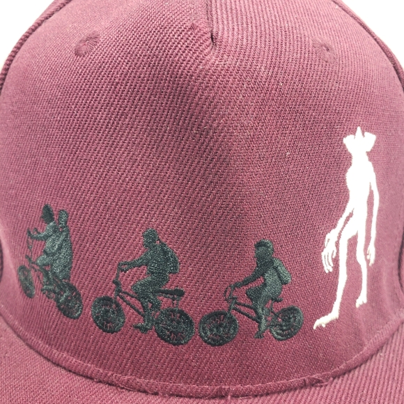 Stranger Things Demogorgon SnapBack Hat - Picture 3 of 5